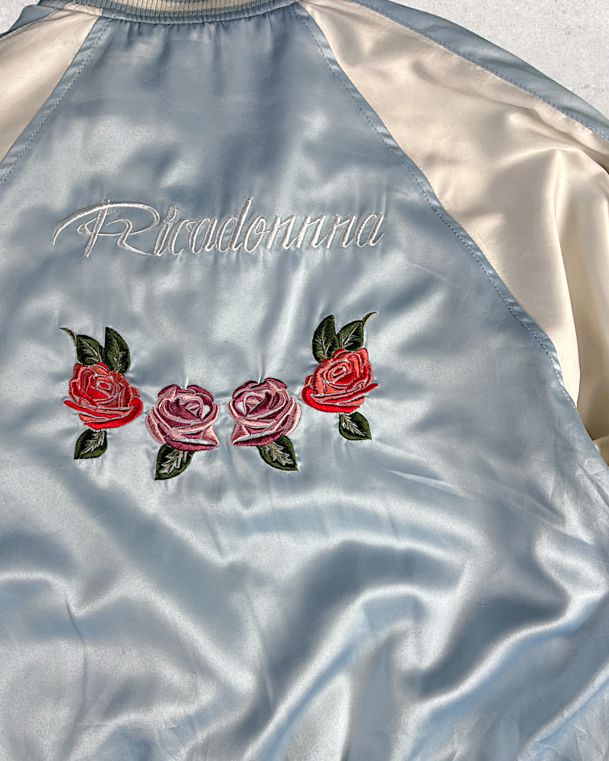 [S] Flight jackets with colors perfect for spring and suitable for any kind of coordination. | Vintage sukajan