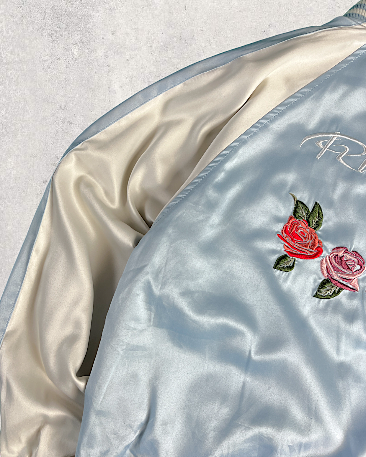 [S] Flight jackets with colors perfect for spring and suitable for any kind of coordination. | Vintage sukajan