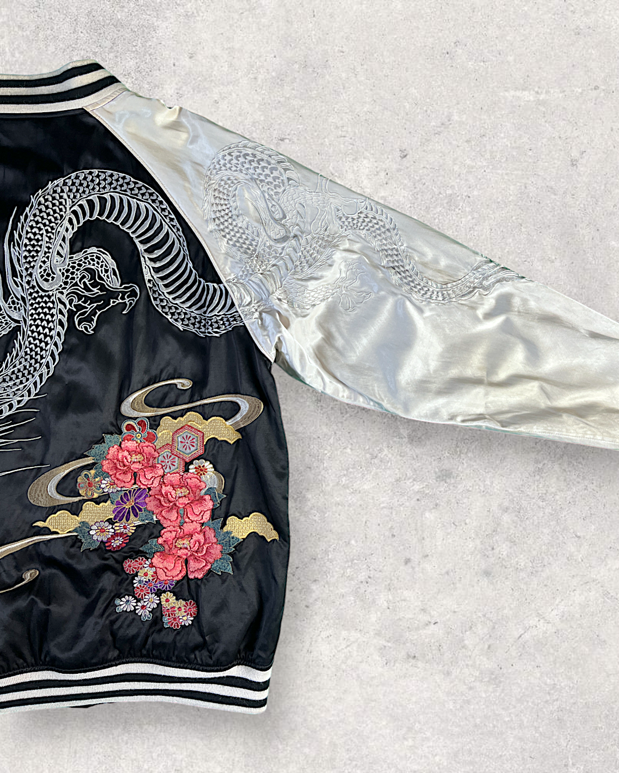 [XL] Dragon and flower reversible jacket | Vintage jacket