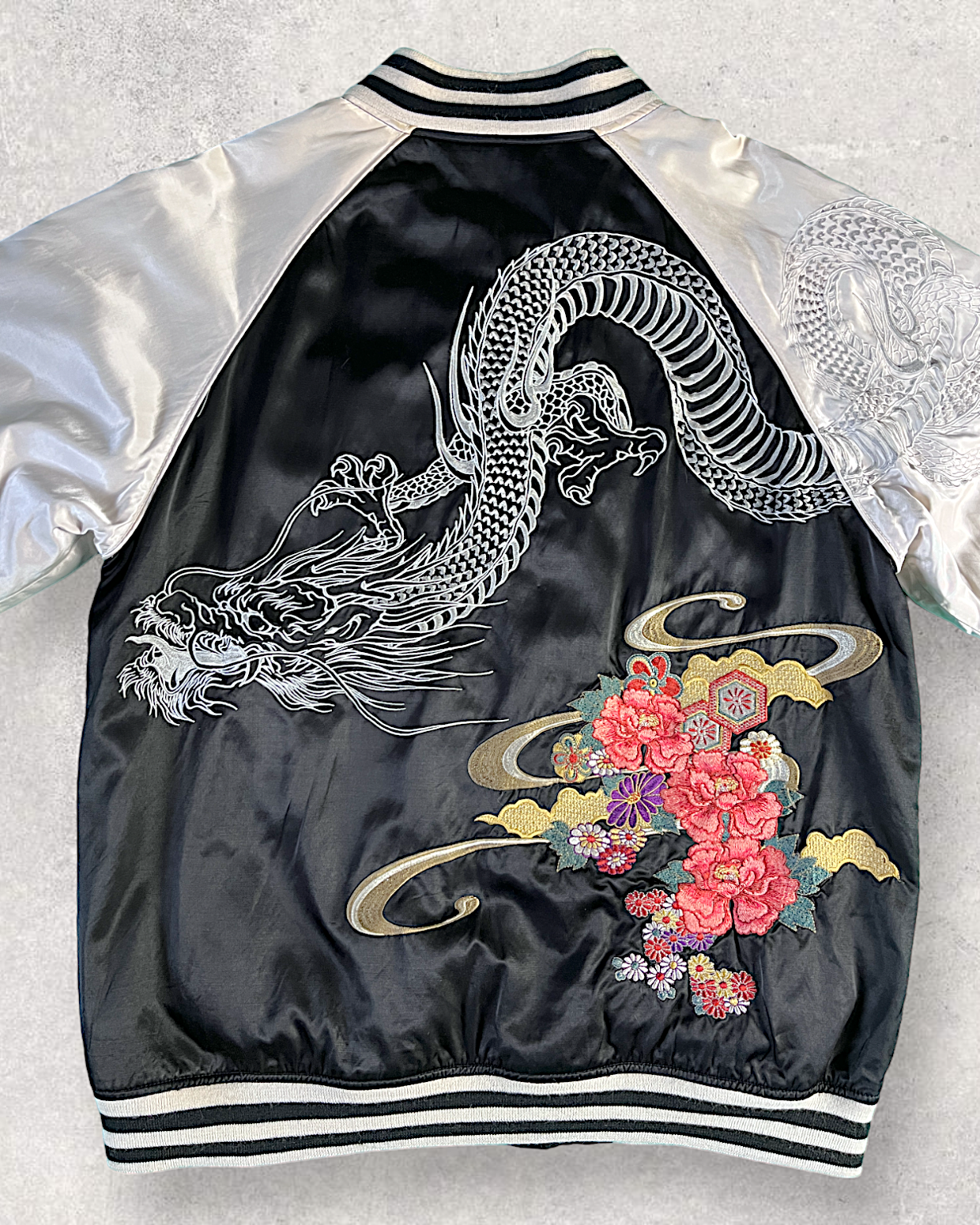 [XL] Dragon and flower reversible jacket | Vintage jacket