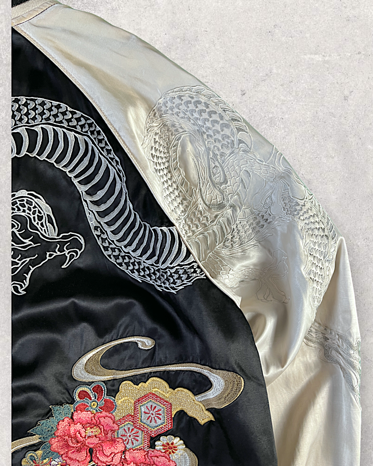 [XL] Dragon and flower reversible jacket | Vintage jacket