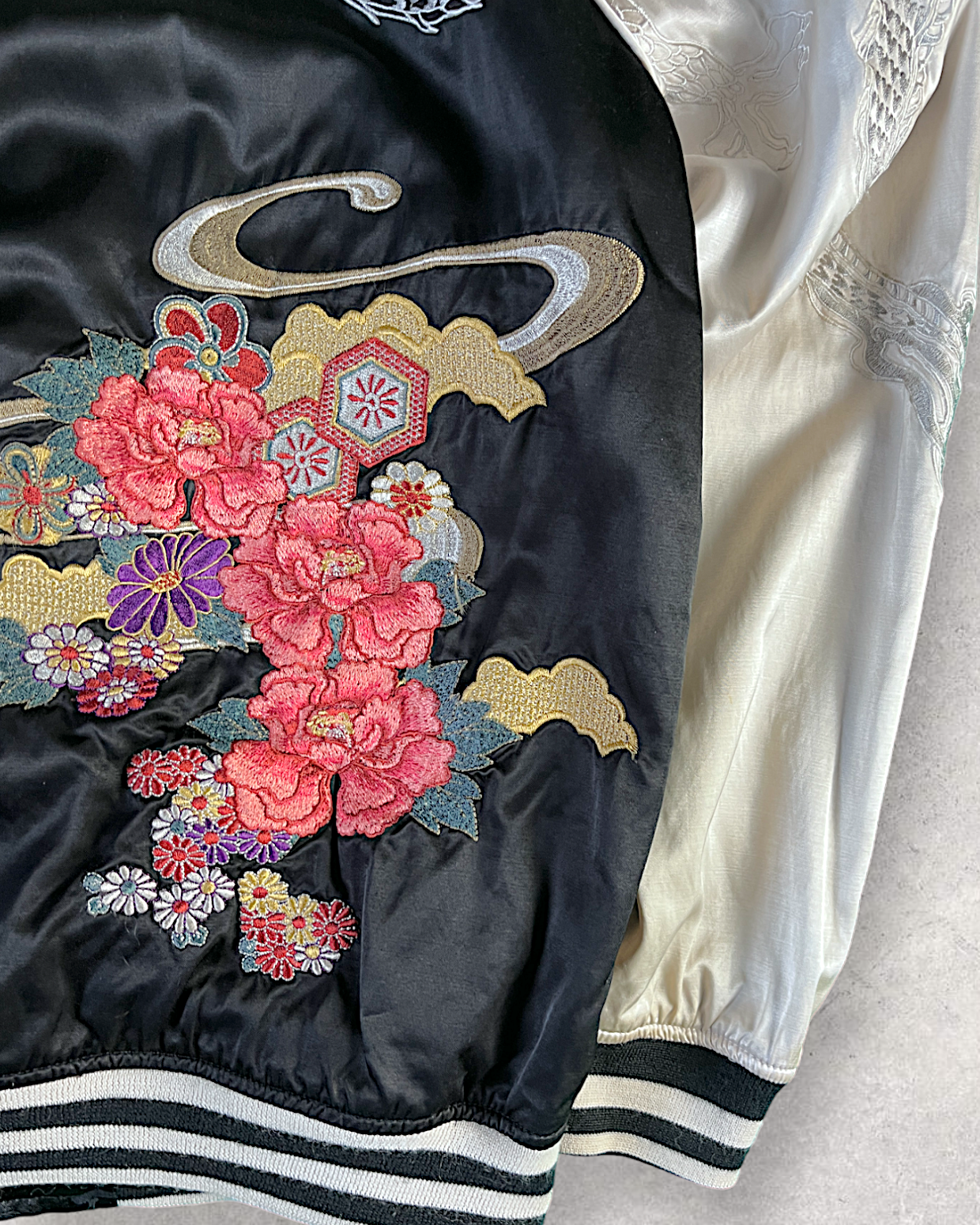 [XL] Dragon and flower reversible jacket | Vintage jacket