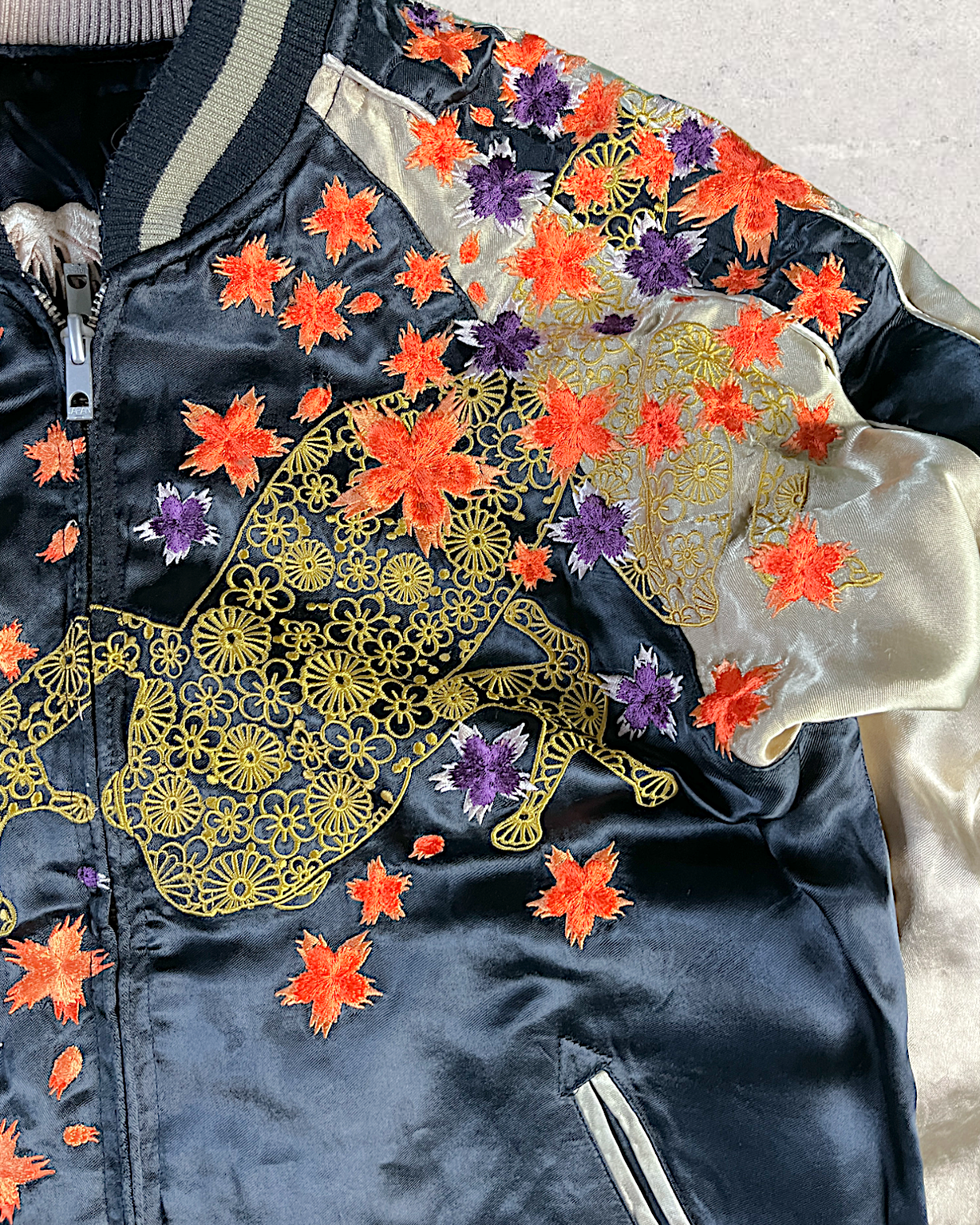 [M] Super Rare sanmaruichi ◆Frog reversible sukajan/M/rayon/BLK | Vintage jacket