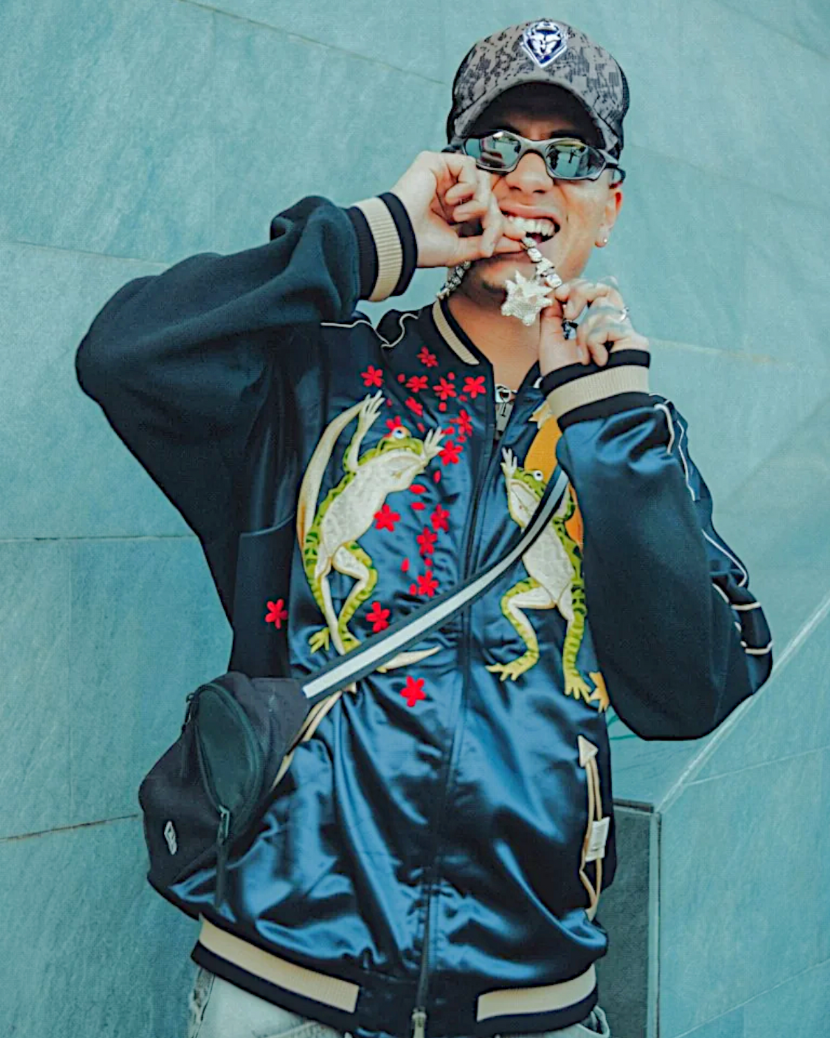 【XXL】Rare Oversized Sukajan Jacket – Frogs, Moon & Maple Leaves Embroidery / Reversible Japanese Souvenir Jacket