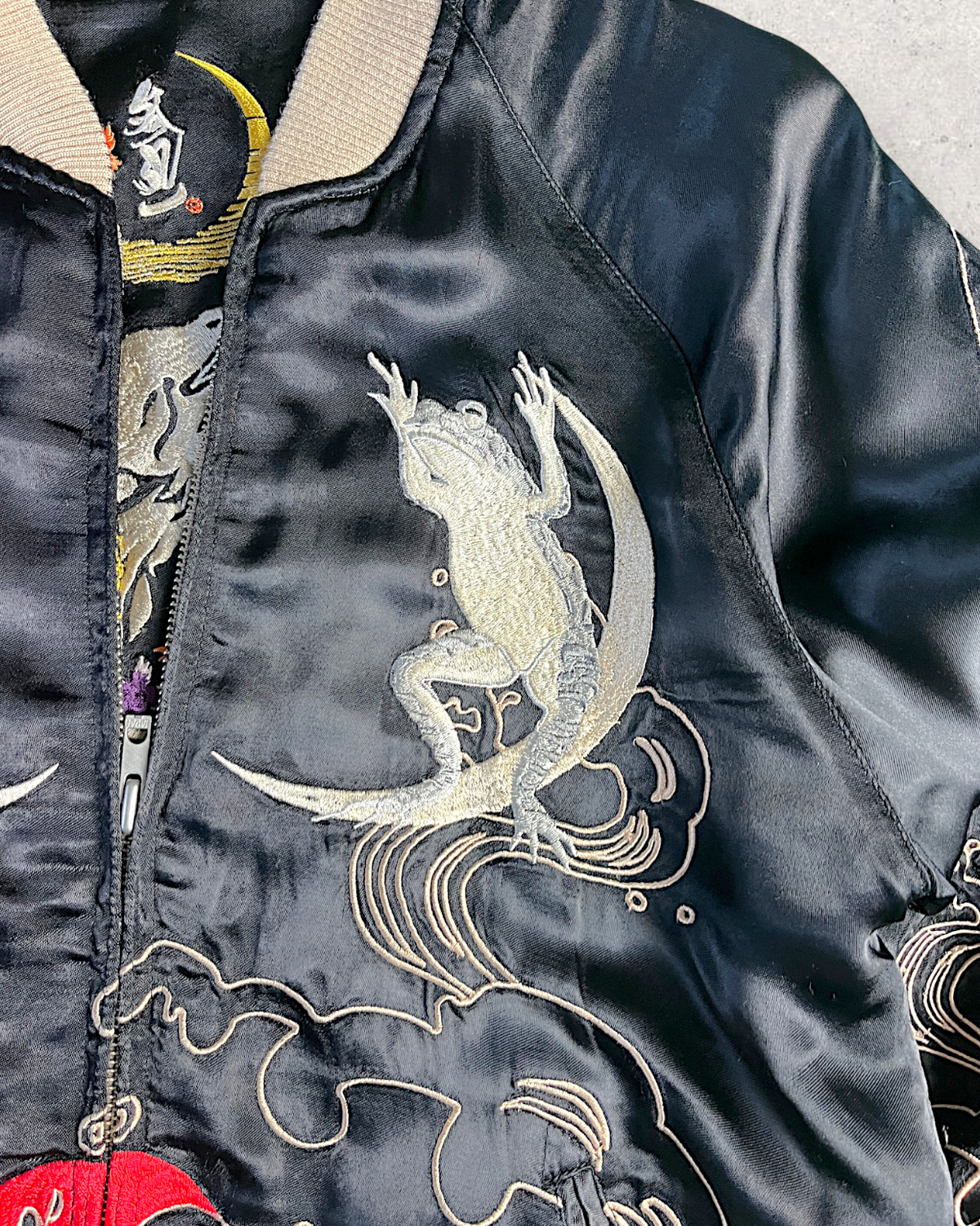 [M] Rare Vintage Sanmaruichi Sukajan Jacket – Reversible Frog  Koi Embroidery