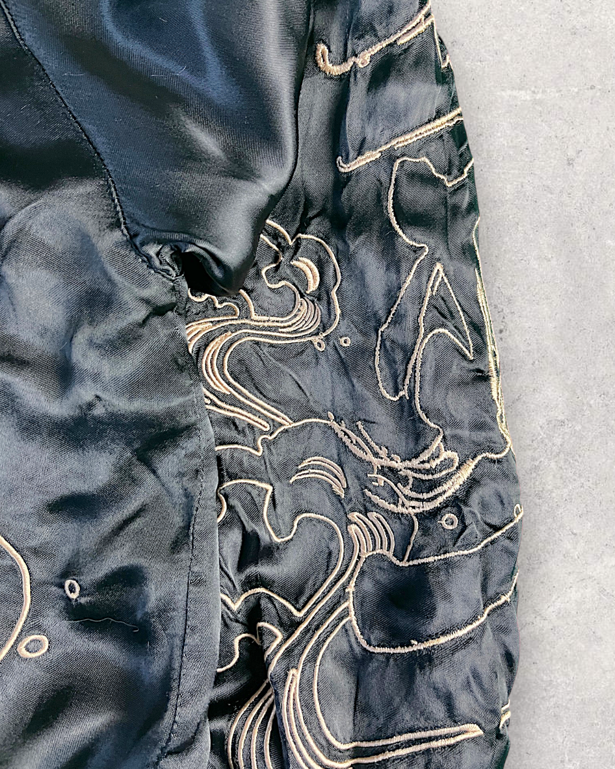 [M] Rare Vintage Sanmaruichi Sukajan Jacket – Reversible Frog  Koi Embroidery