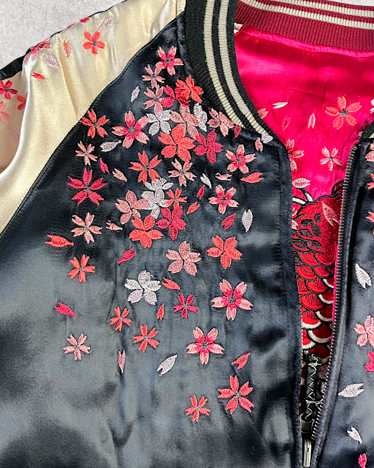 [L] Rare Vintage Miyabimusubi Reversible Sukajan Jacket – Sakura Koi Embroidery