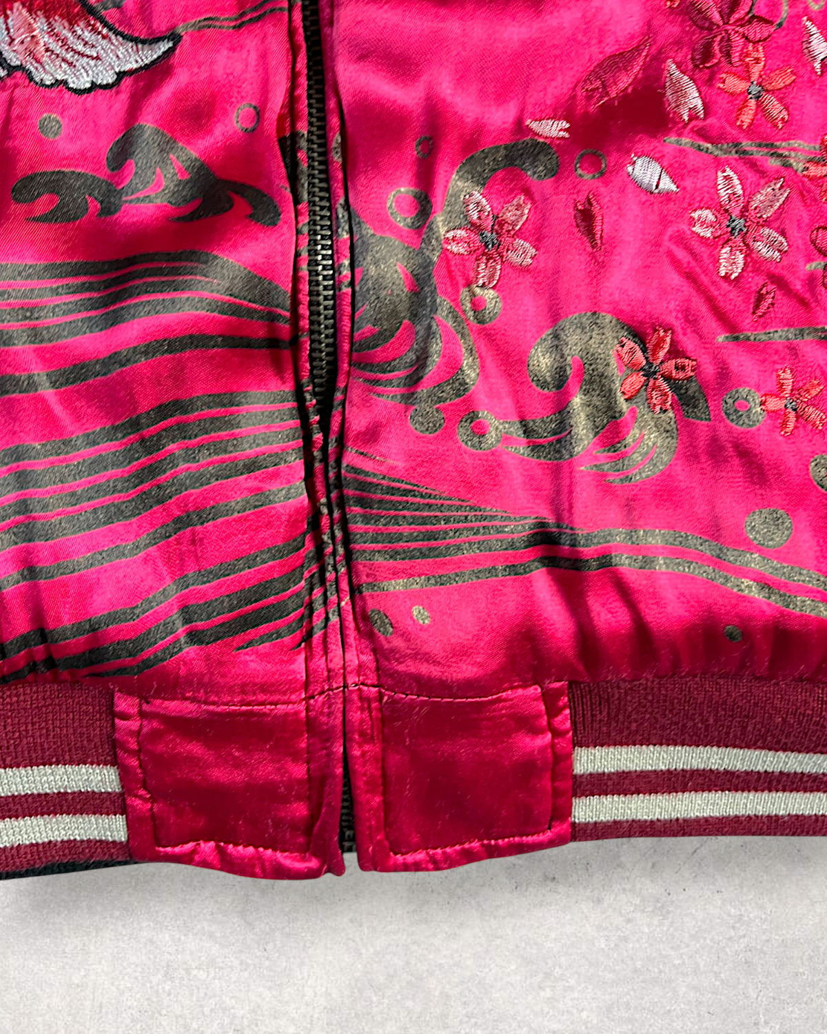 [L] Rare Vintage Miyabimusubi Reversible Sukajan Jacket – Sakura Koi Embroidery