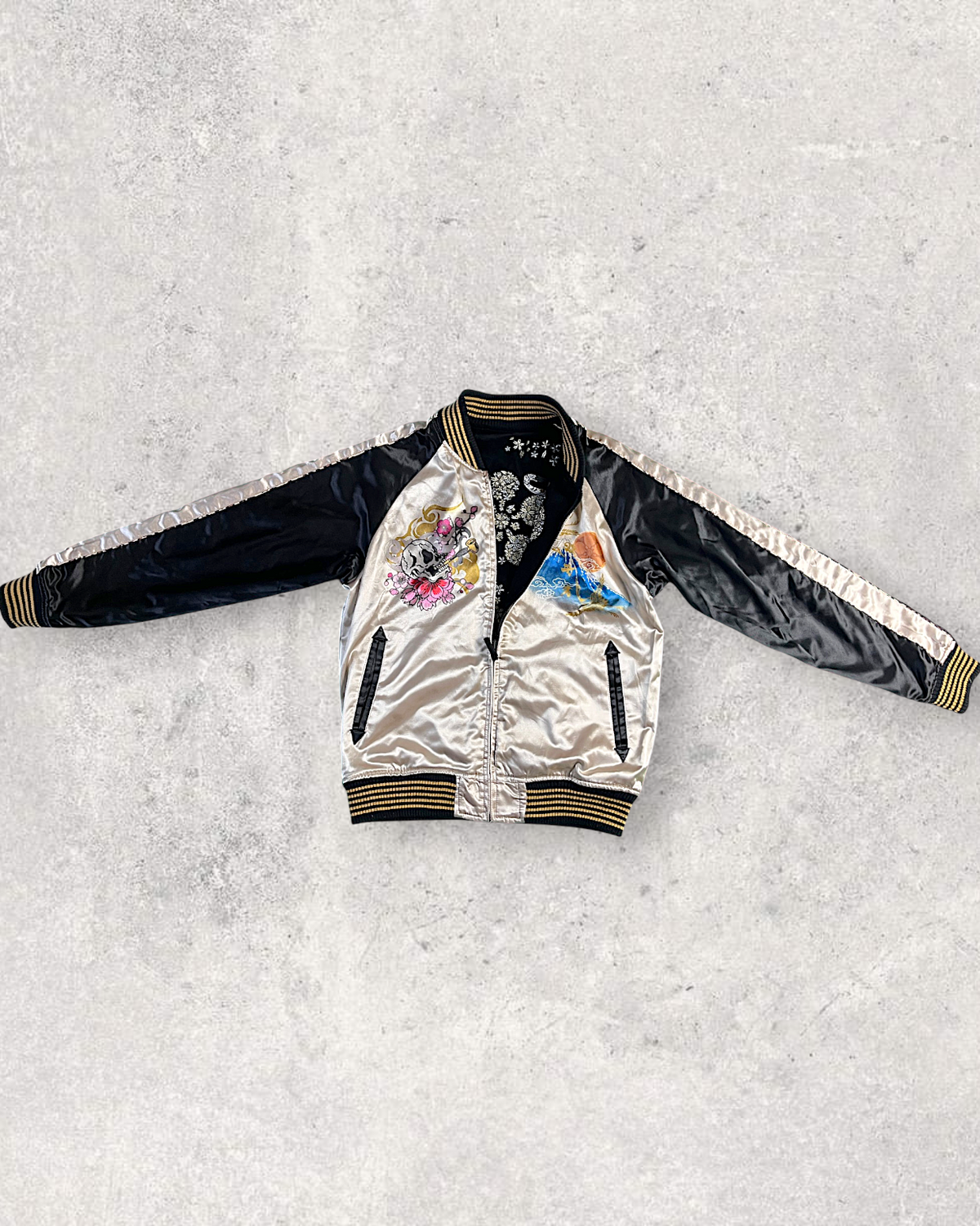 [L] Vintage Reversible Sukajan Jacket – Twin Tigers & Samurai Embroidery