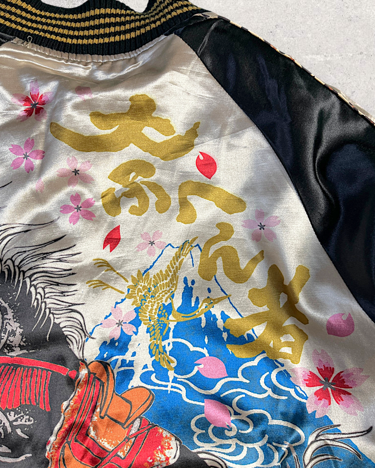 [L] Vintage Reversible Sukajan Jacket – Twin Tigers & Samurai Embroidery