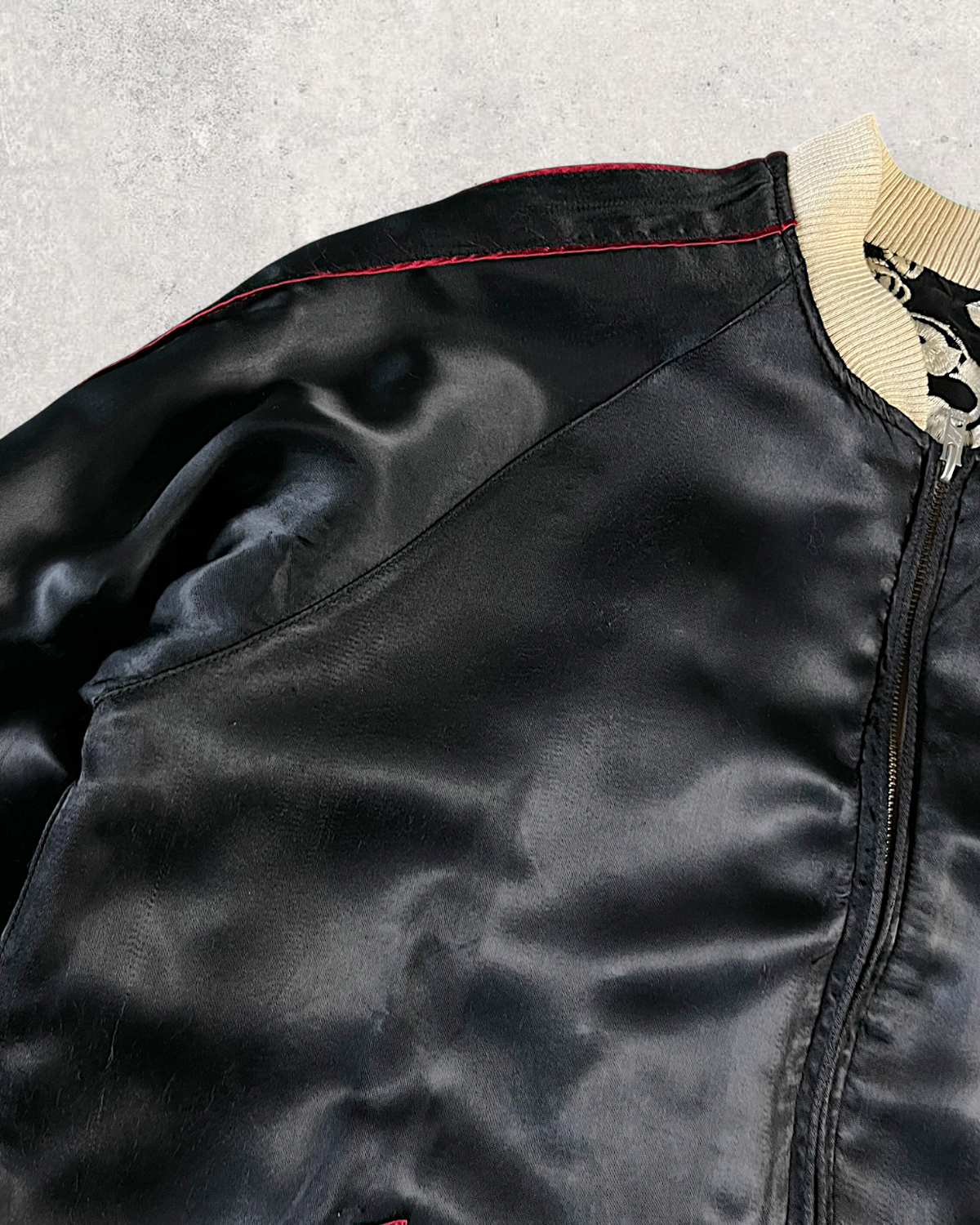 [L] Vintage Dragon & Tiger Sukajan Jacket – Fully Embroidered Reversible Japanese Bomber