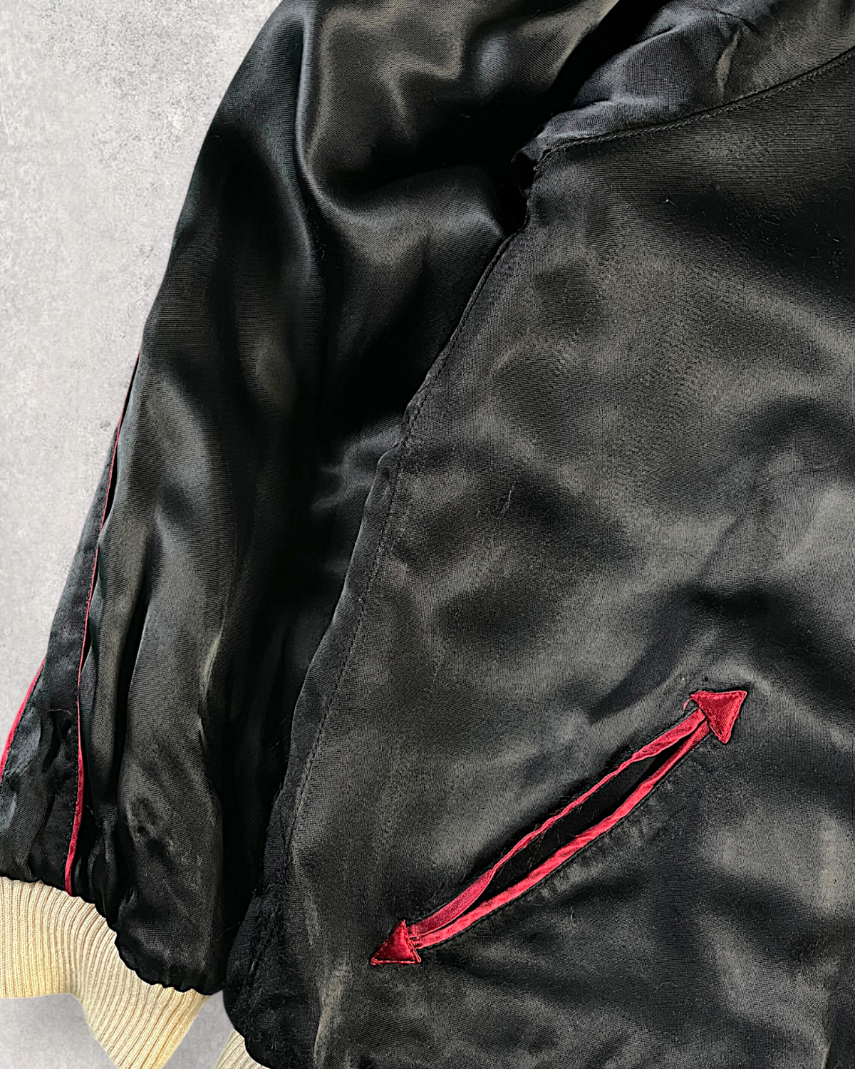 [L] Vintage Dragon & Tiger Sukajan Jacket – Fully Embroidered Reversible Japanese Bomber