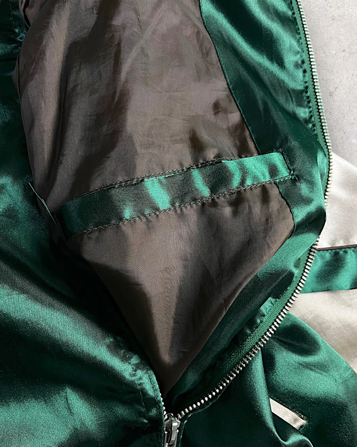 [M] Vintage Japanese Sukajan Jacket – Elegant Eagle Embroidery in Emerald Green