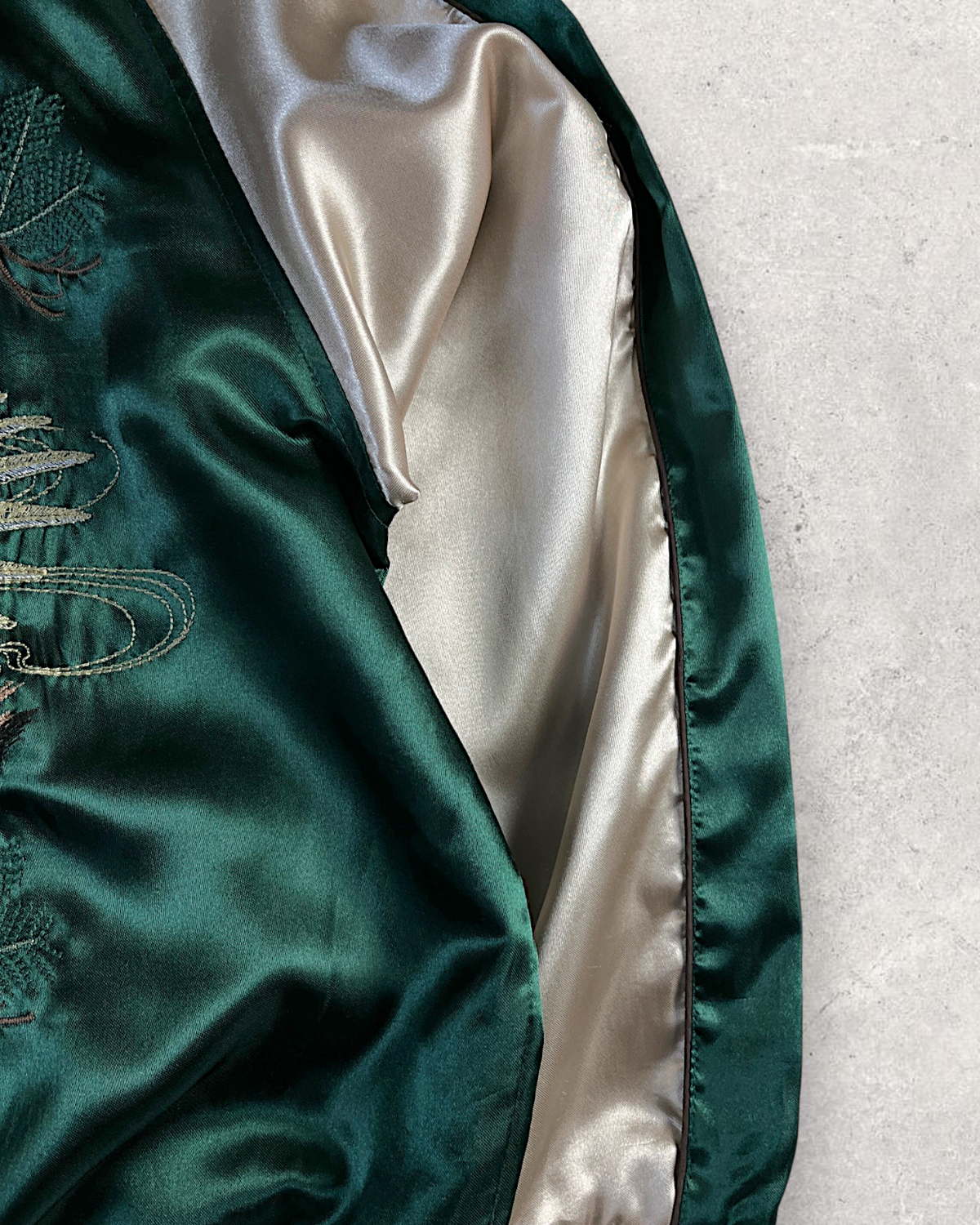 [M] Vintage Japanese Sukajan Jacket – Elegant Eagle Embroidery in Emerald Green