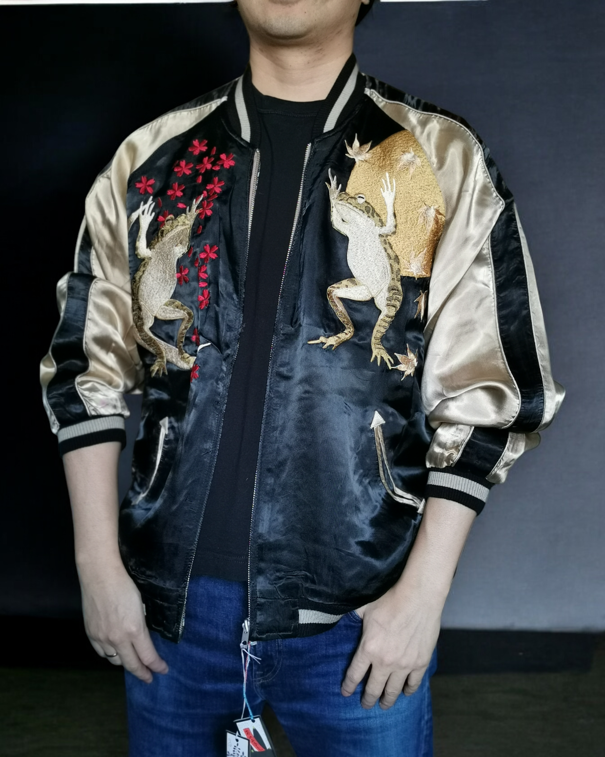 Ultra-Rare Reversible Sukajan: Popular Frog Black Jacket