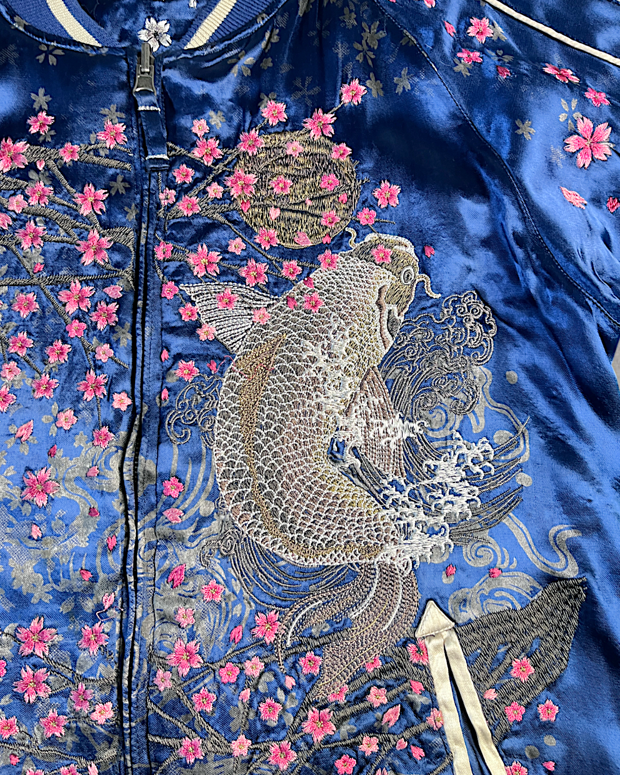 【XL】Miyabi Musubi Reversible Sukajan XL – Dragon, Tiger & Koi Embroidered Japanese Satin Jacket