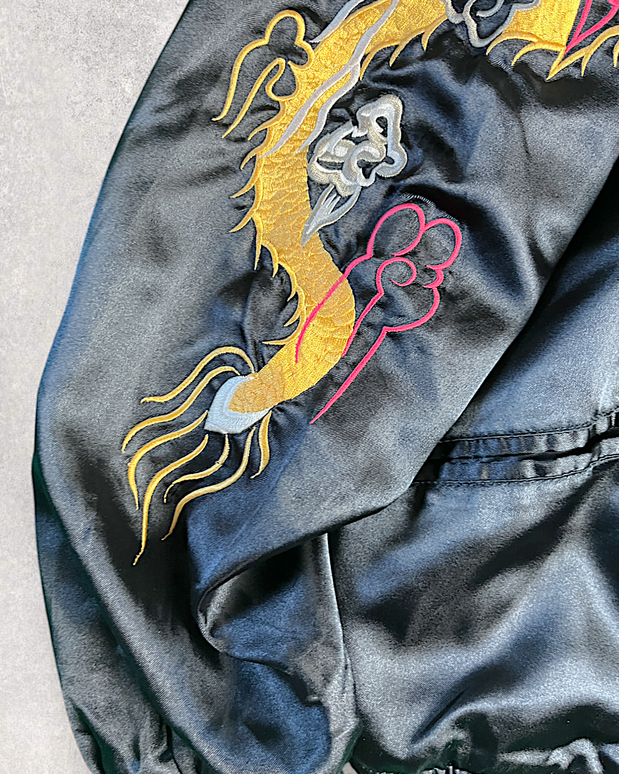 [L] Japanese Dragon & Tiger Sukajan - Powerful Embroidery　| Vintage