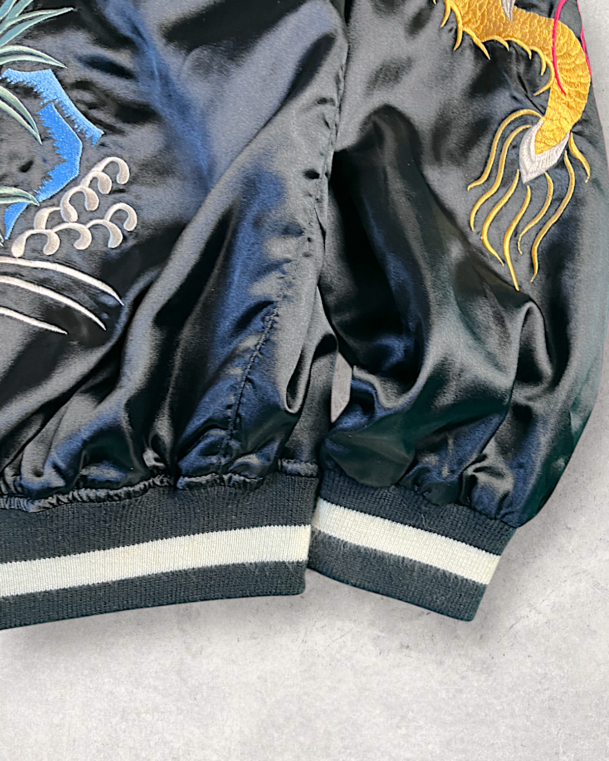 [L] Japanese Dragon & Tiger Sukajan - Powerful Embroidery　| Vintage