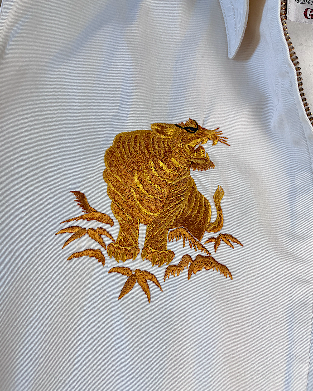 [M]【Rare Vintage】White Tiger & Dragon Embroidered Sukajan - One of a Kind Japanese Style Jacket