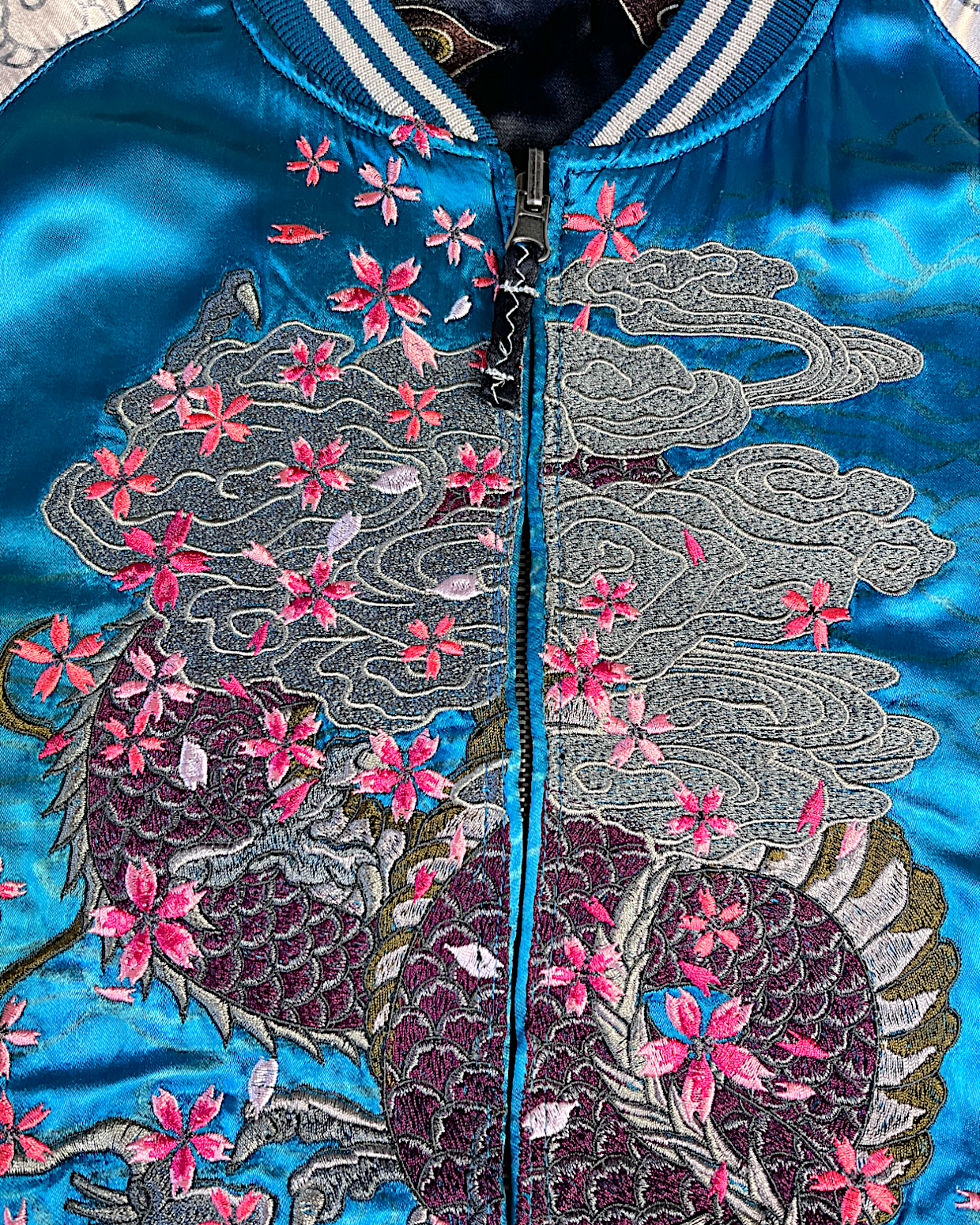 [L]【Luxurious Embroidered Sukajan】Dragon & Cherry Blossom / Phoenix - Musubi Japan Reversible