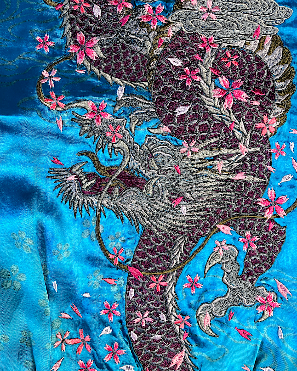 [XL]【Luxurious Embroidered Sukajan】Dragon & Cherry Blossom / Phoenix - Musubi Japan Reversible