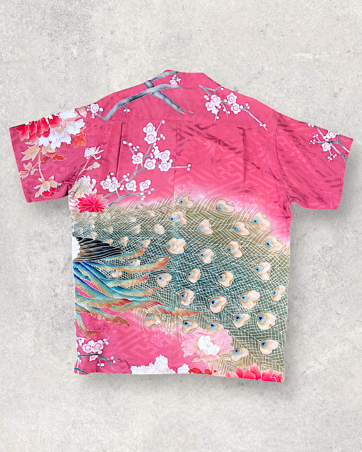[L]【One-of-a-Kind】Kimono Remake Shirt with Peacock & Floral Motif