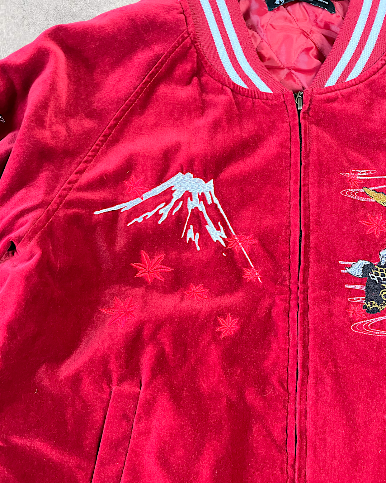 【3L/Deep Crimson】Japanese Sukajan with Koi Fish & Mt. Fuji Embroidery｜UNSAI Brand｜Rare Oversized Jacket Piece