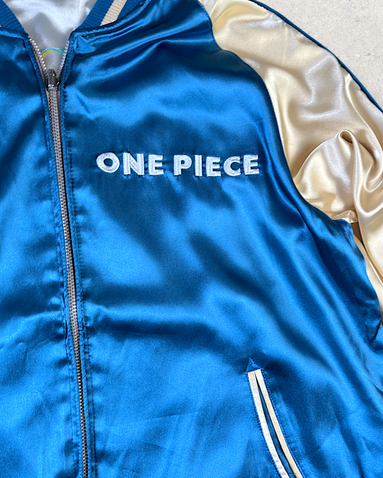 【XL・NEW】ONE PIECE × Tony Tony Chopper Reversible Sukajan Jacket｜Limited Edition Anime Souvenir Jacket