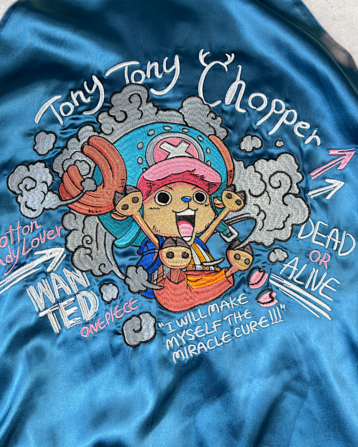 【XL・NEW】ONE PIECE × Tony Tony Chopper Reversible Sukajan Jacket｜Limited Edition Anime Souvenir Jacket