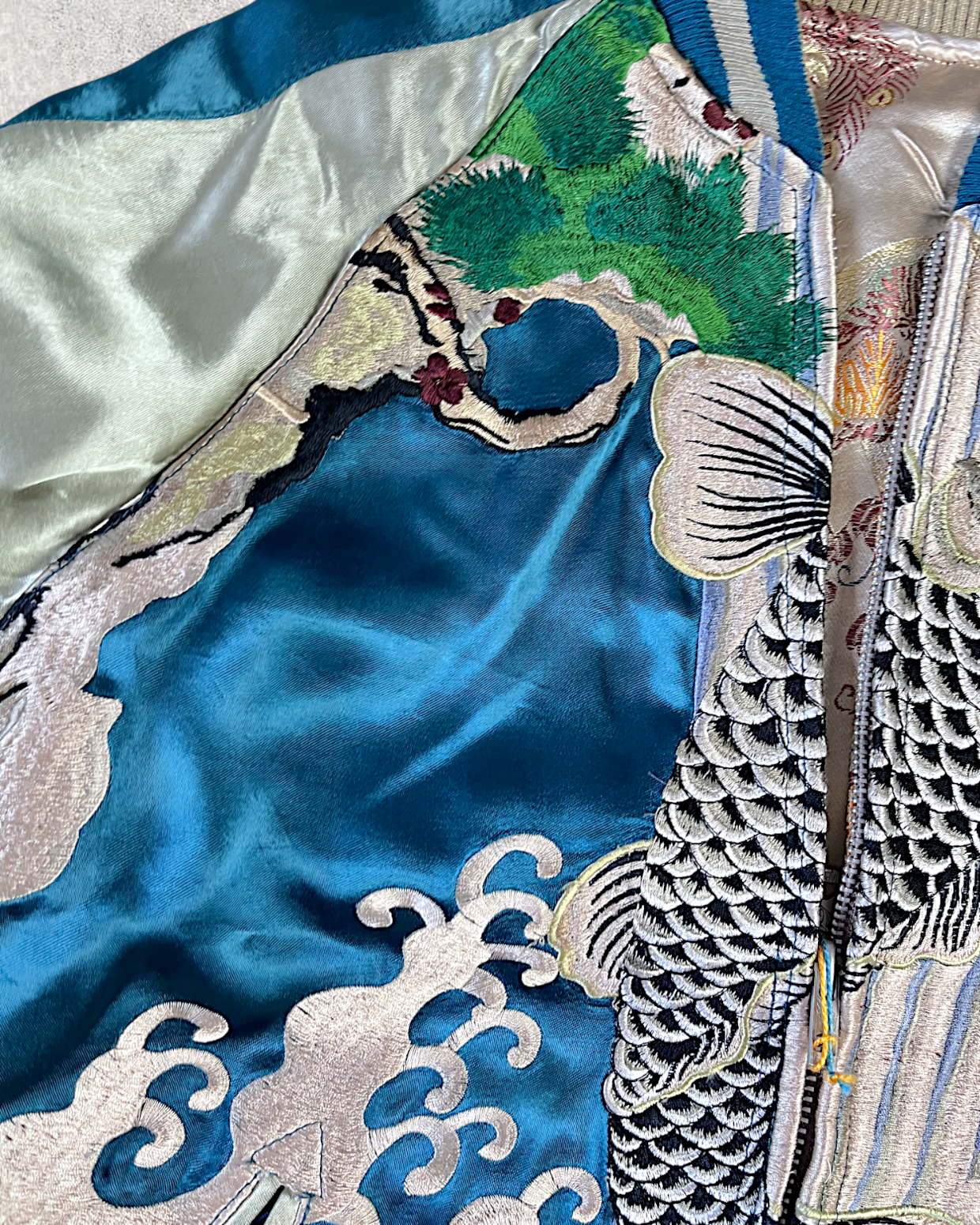 [S/ Reversible] Vintage Sukajan Jacket – Climbing Koi Embroidery | Unique Japanese Streetwear