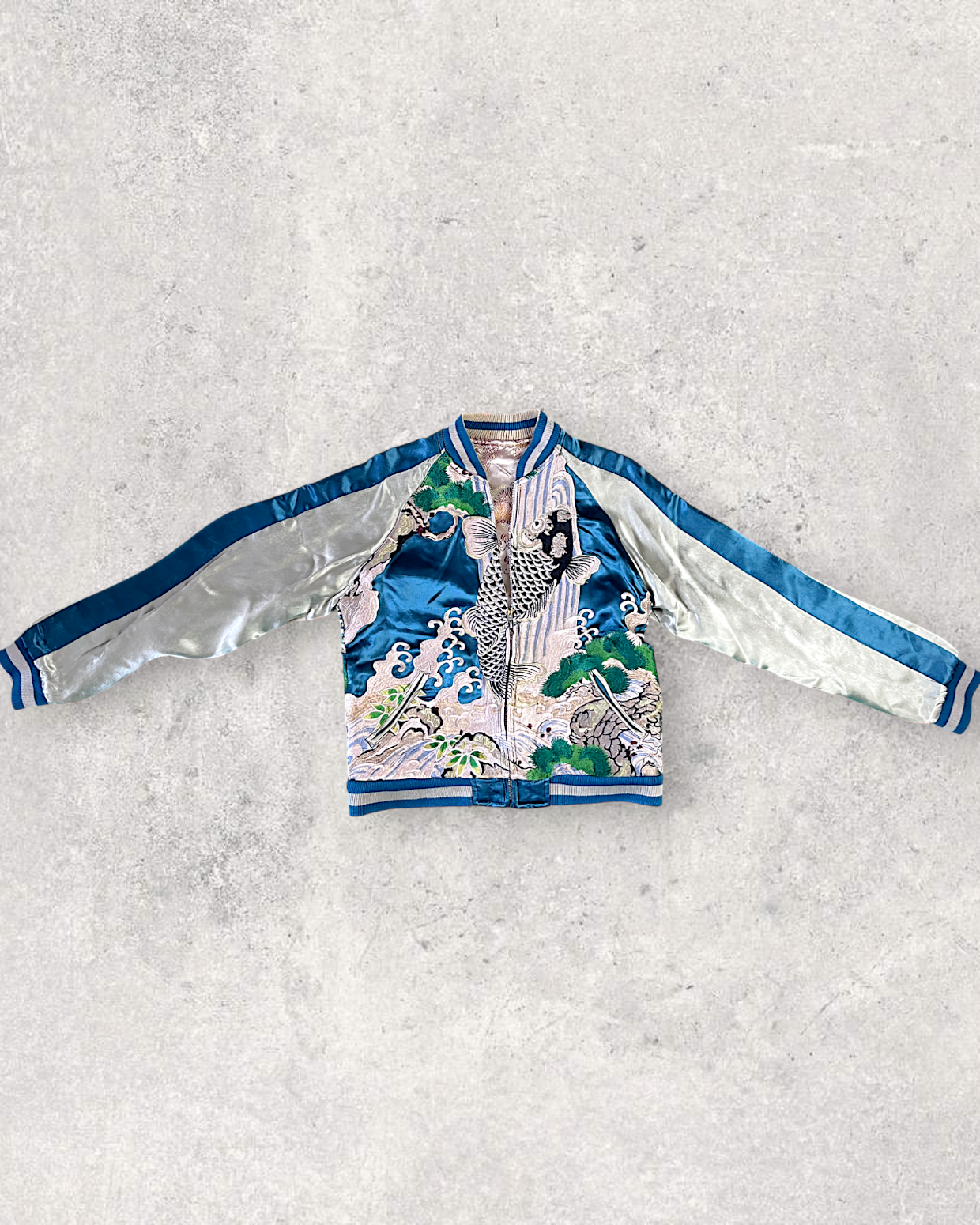 [S/ Reversible] Vintage Sukajan Jacket – Climbing Koi Embroidery | Unique Japanese Streetwear