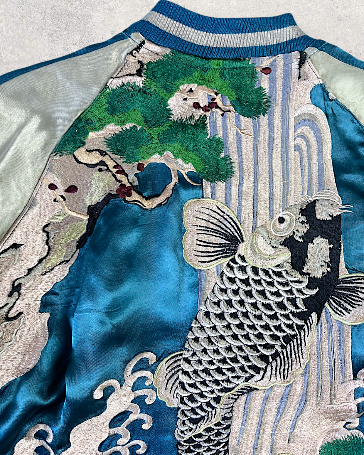 [S/ Reversible] Vintage Sukajan Jacket – Climbing Koi Embroidery | Unique Japanese Streetwear