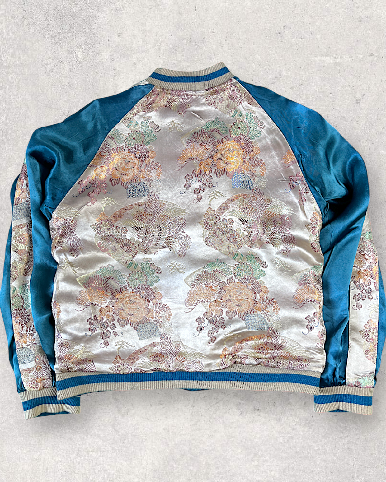 [S/ Reversible] Vintage Sukajan Jacket – Climbing Koi Embroidery | Unique Japanese Streetwear