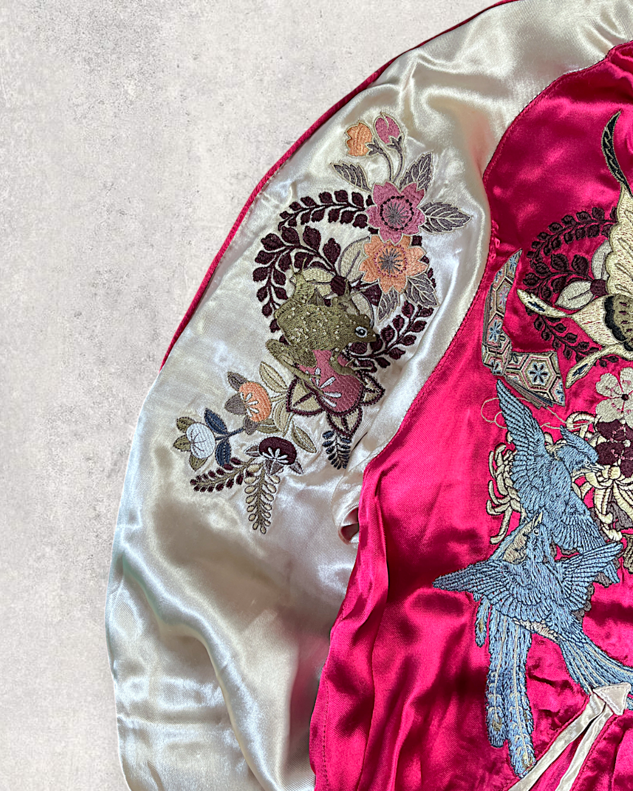 【M / Excellent Condition】Reversible Sukajan with Phoenix & Floral Embroidery｜Rare One-of-a-Kind Japanese Souvenir Jacket