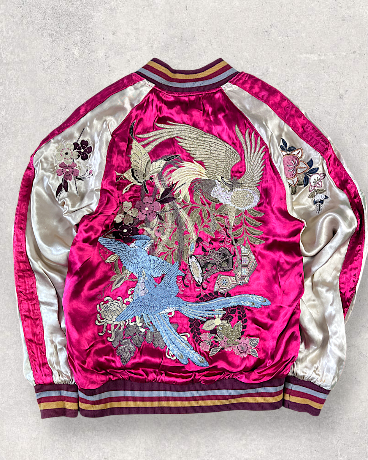 【M / Excellent Condition】Reversible Sukajan with Phoenix & Floral Embroidery｜Rare One-of-a-Kind Japanese Souvenir Jacket