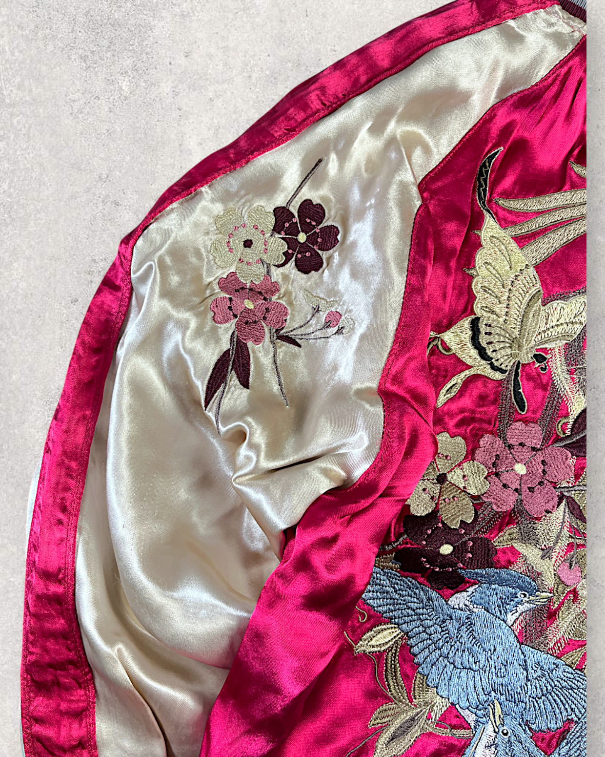 【M / Excellent Condition】Reversible Sukajan with Phoenix & Floral Embroidery｜Rare One-of-a-Kind Japanese Souvenir Jacket