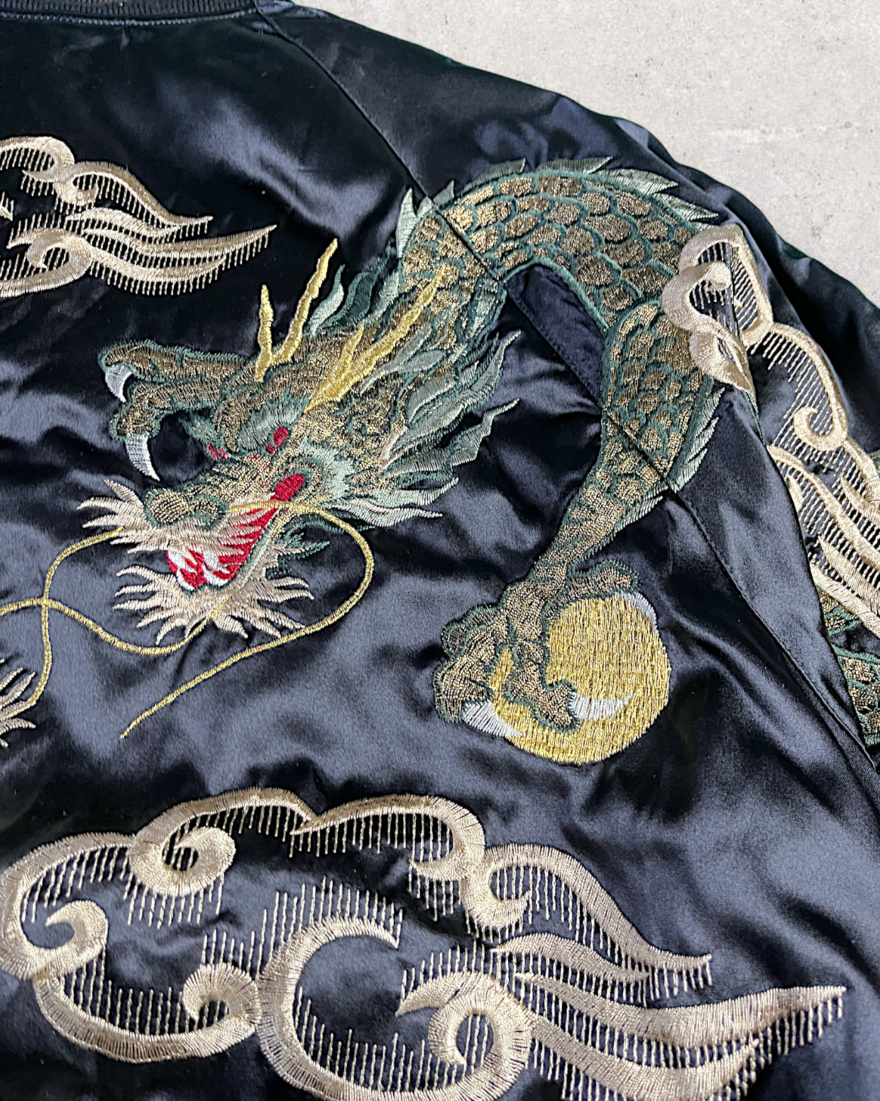 [FREE SIZE]【Authentic Embroidery】Hoshihime Twin Dragons & Clouds Souvenir Jacket Men's Black- Japanese Style