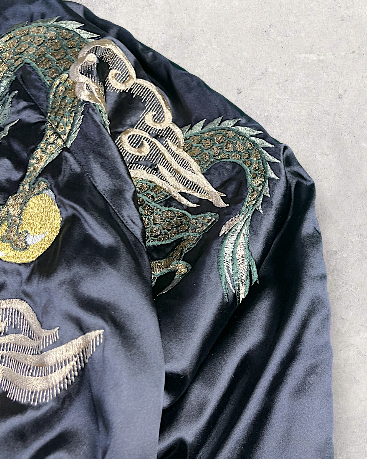 [FREE SIZE]【Authentic Embroidery】Hoshihime Twin Dragons & Clouds Souvenir Jacket Men's Black- Japanese Style