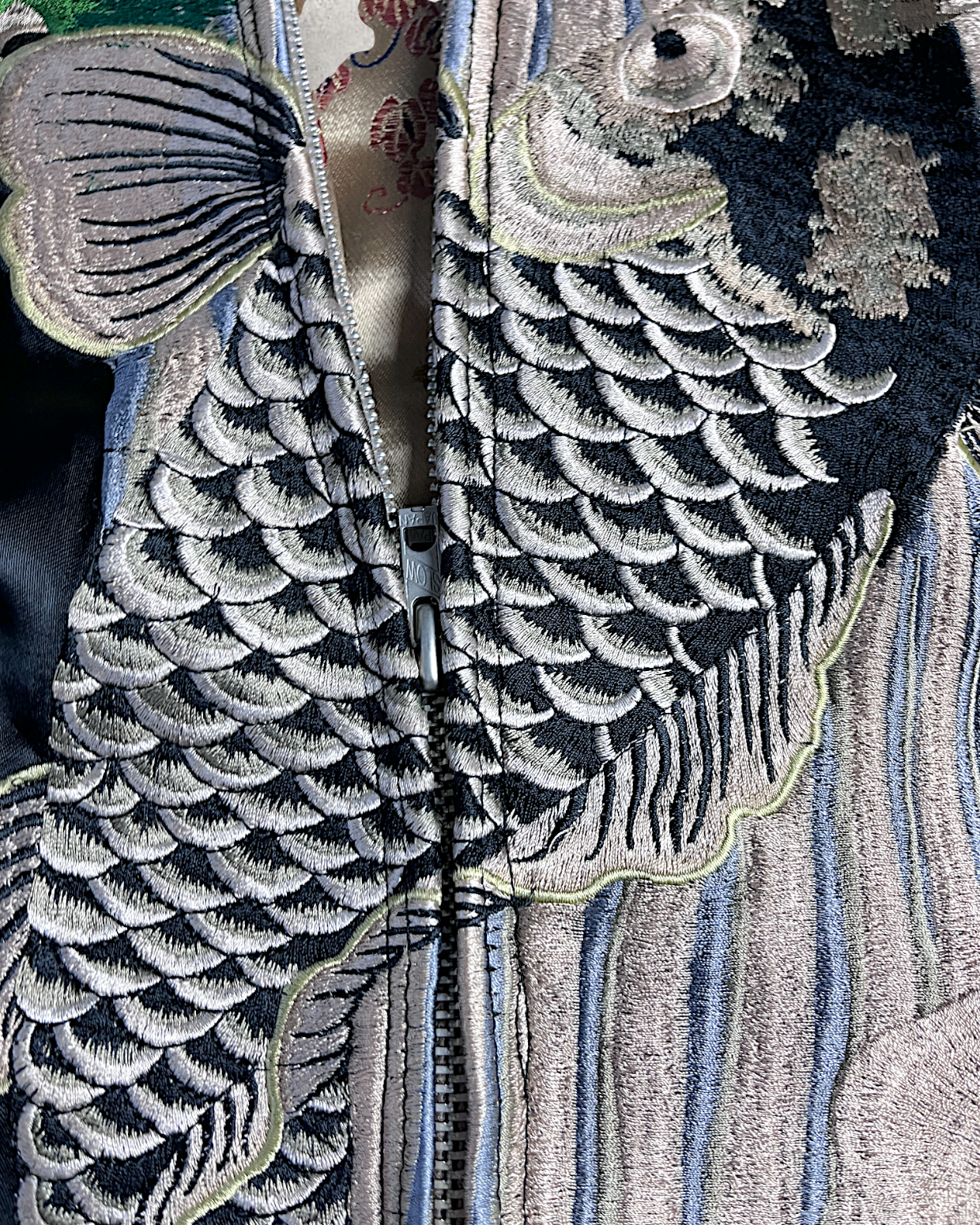 【XL】Koi Waterfall & Pine Embroidery / Japanese Brocade Pattern – XL Japanese Bomber