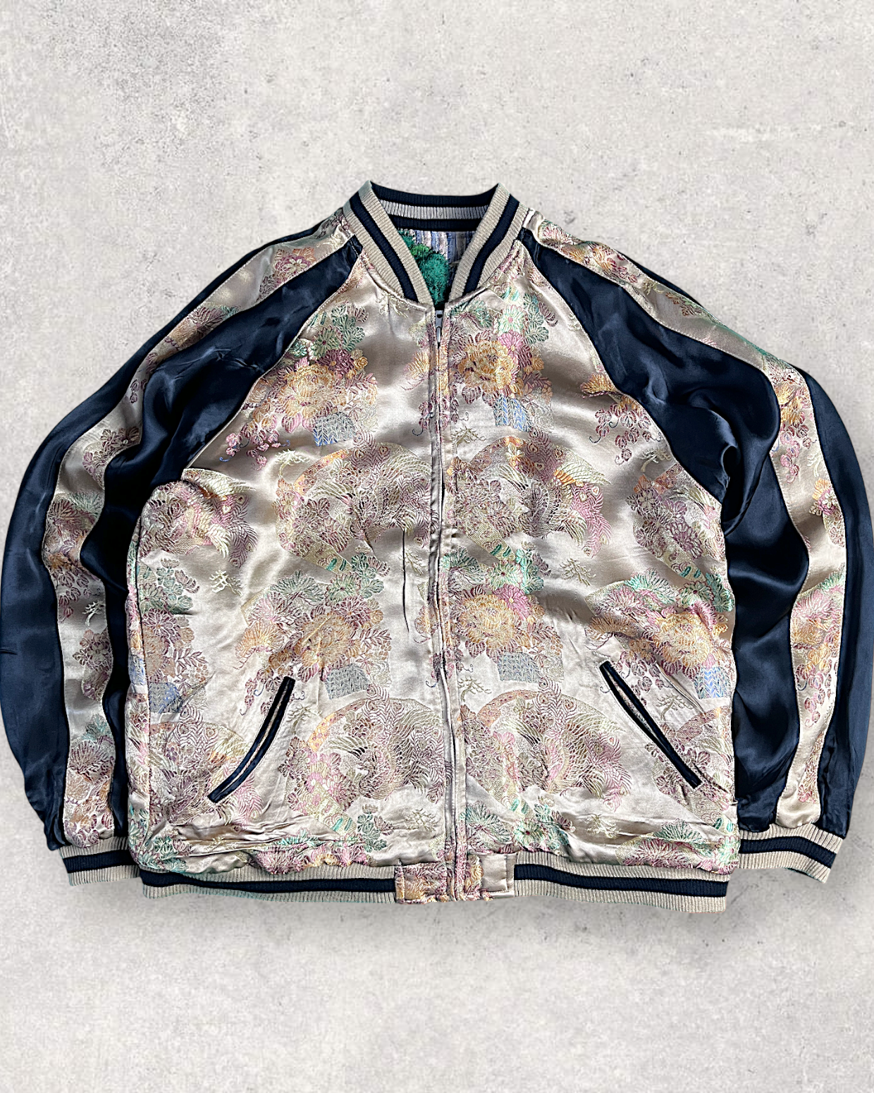 【XL】Koi Waterfall & Pine Embroidery / Japanese Brocade Pattern – XL Japanese Bomber
