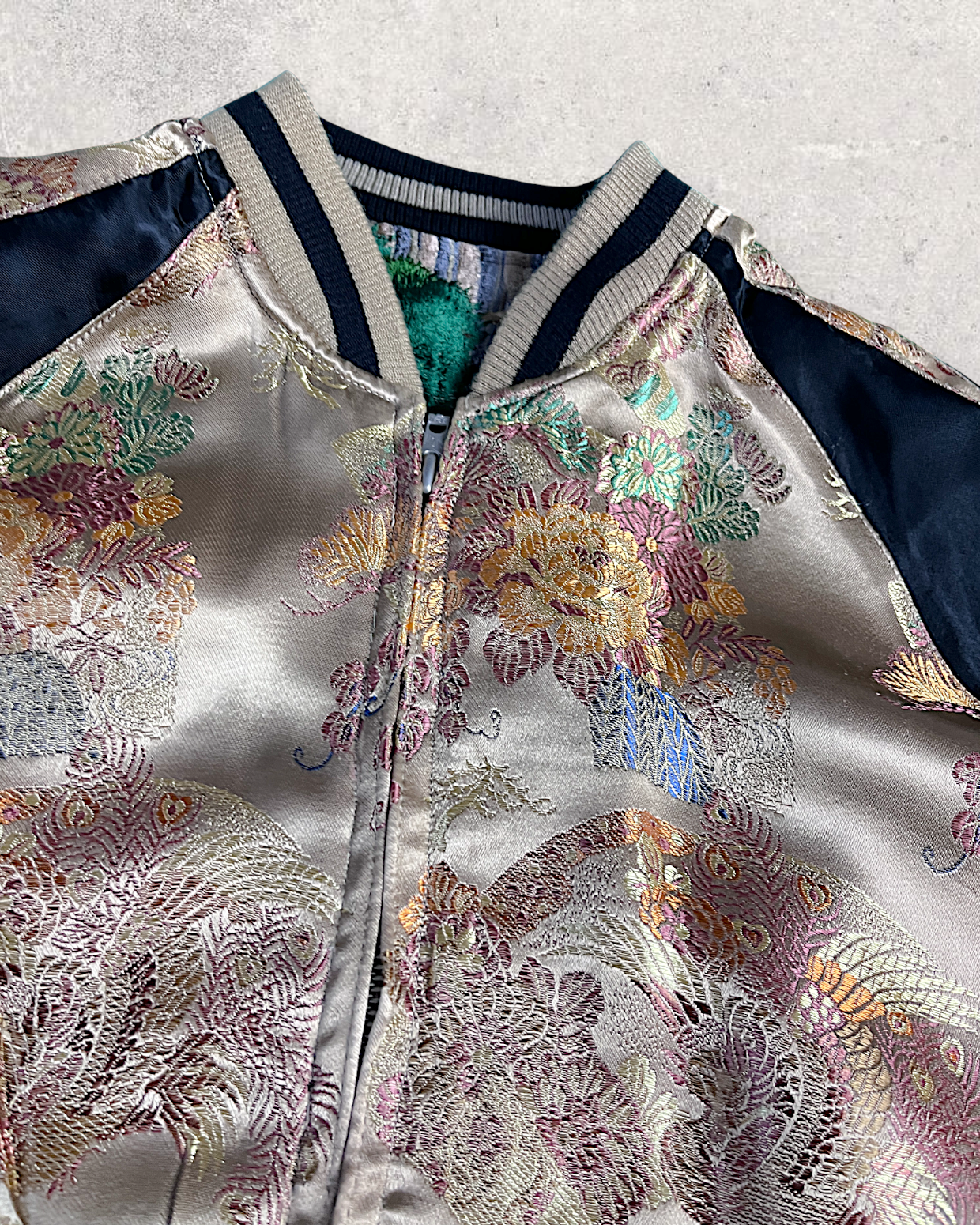 【XL】Koi Waterfall & Pine Embroidery / Japanese Brocade Pattern – XL Japanese Bomber