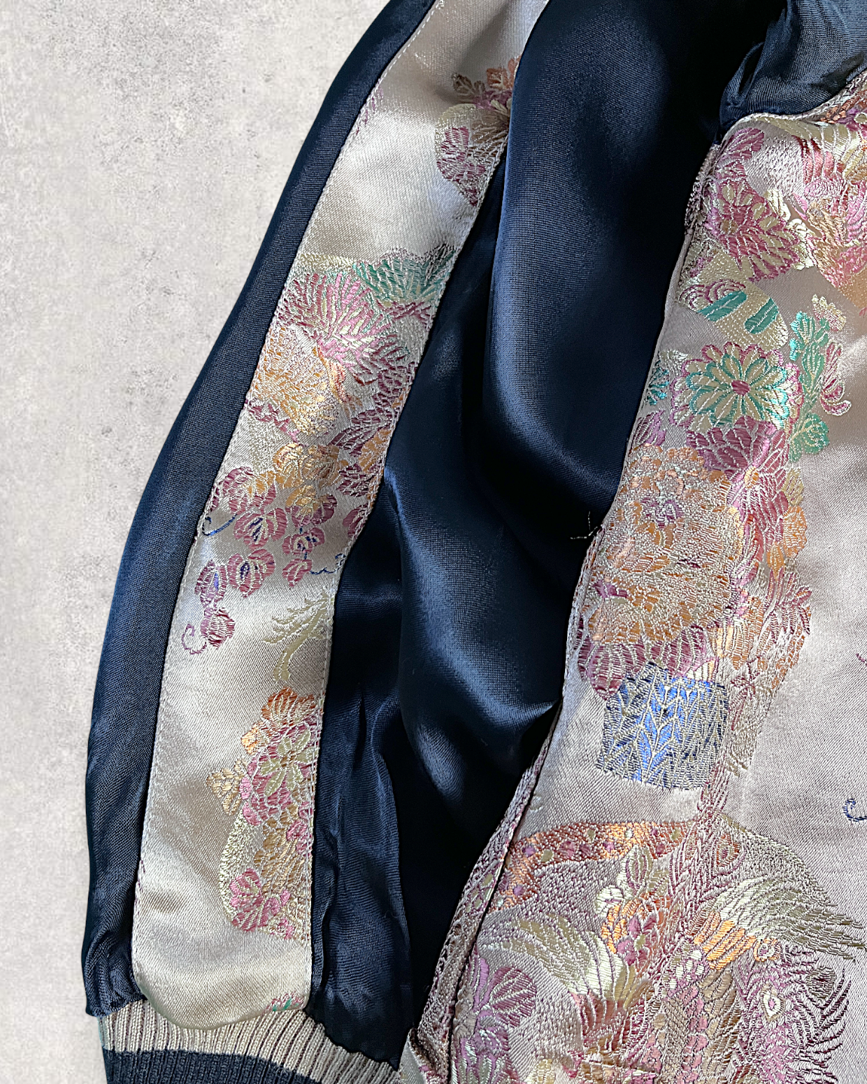 【XL】Koi Waterfall & Pine Embroidery / Japanese Brocade Pattern – XL Japanese Bomber