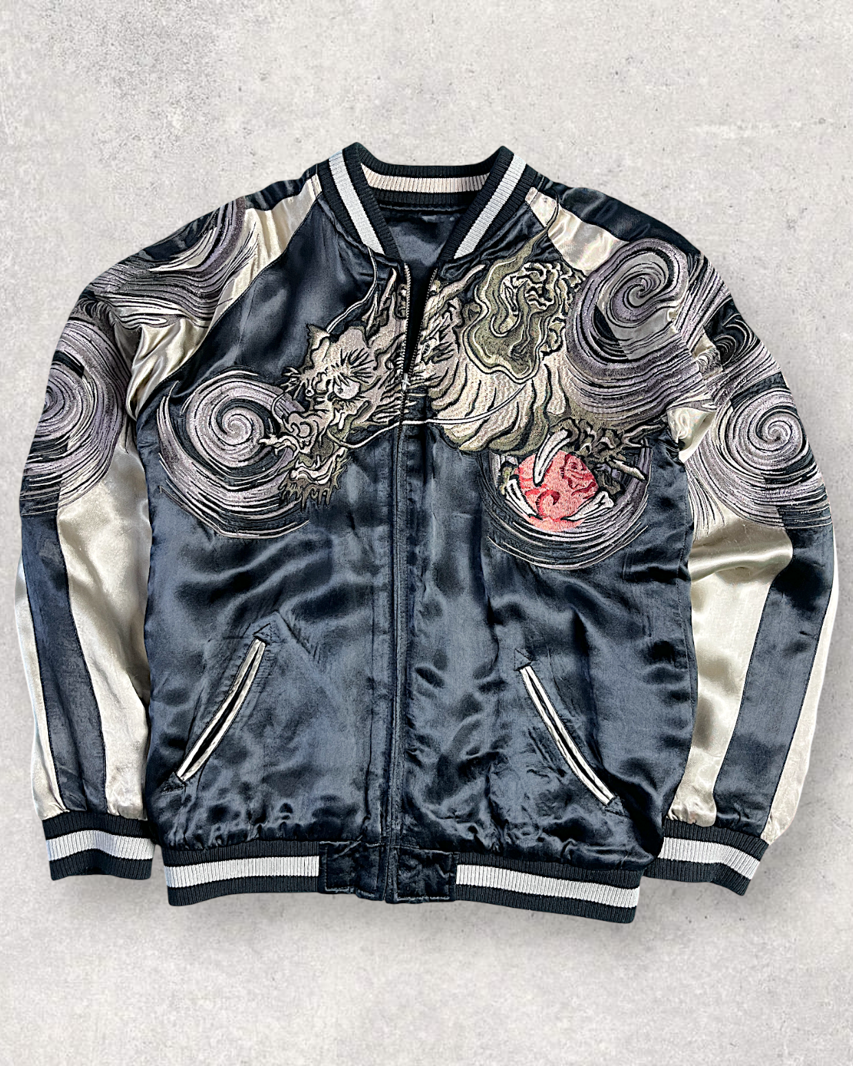 【M】Cloud-Embroidered Dragon × Brocade Pattern Sleeves | One-of-a-Kind Statement Jacket