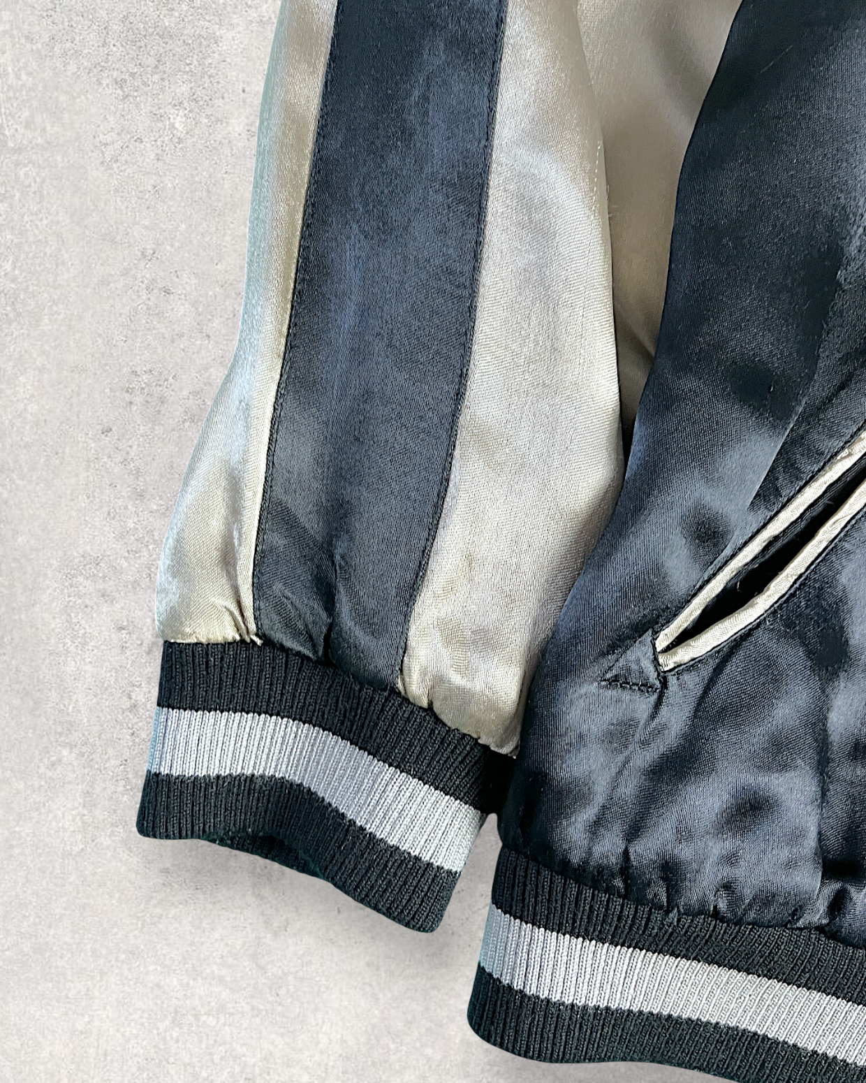 【M】Cloud-Embroidered Dragon × Brocade Pattern Sleeves | One-of-a-Kind Statement Jacket