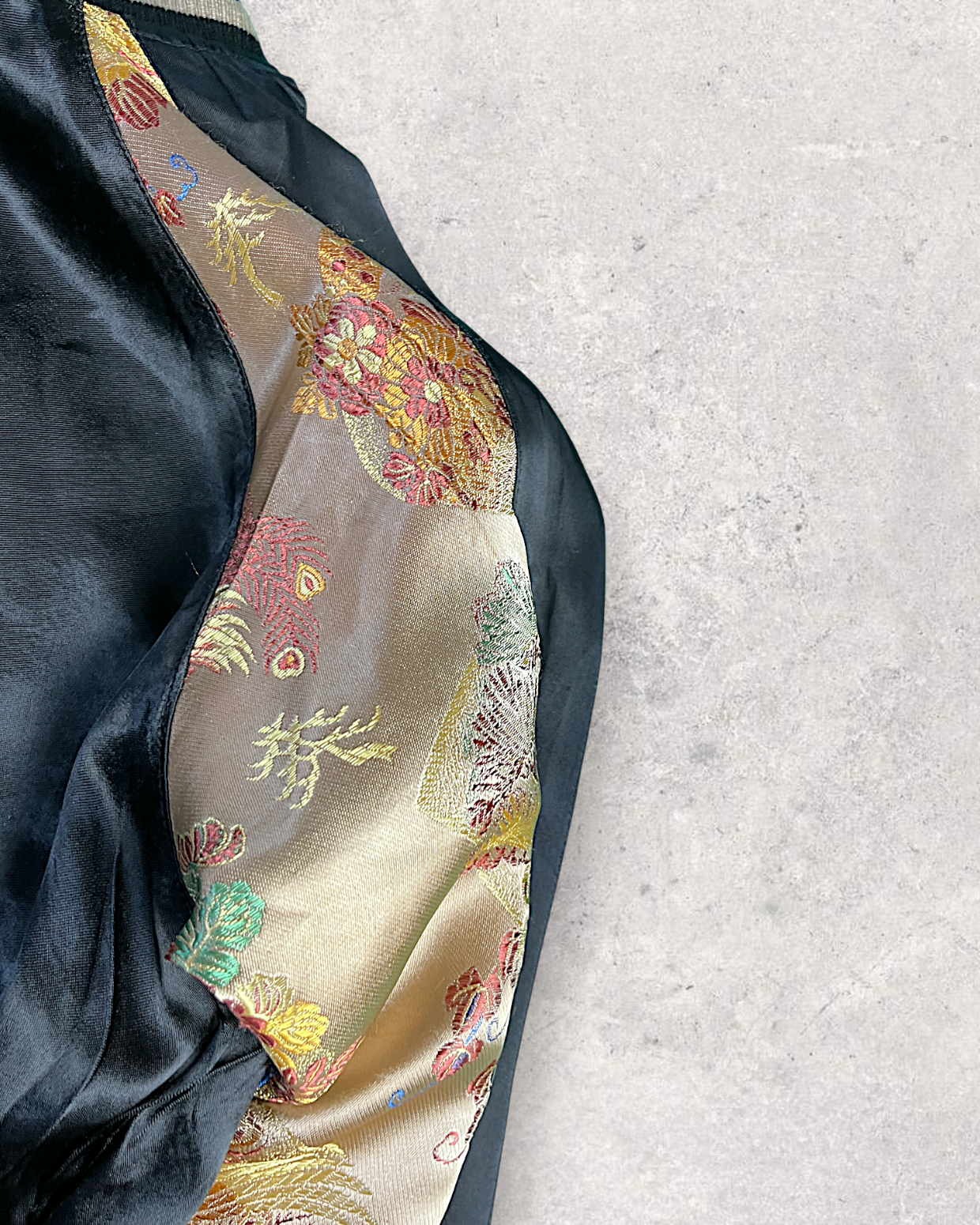 【M】Cloud-Embroidered Dragon × Brocade Pattern Sleeves | One-of-a-Kind Statement Jacket