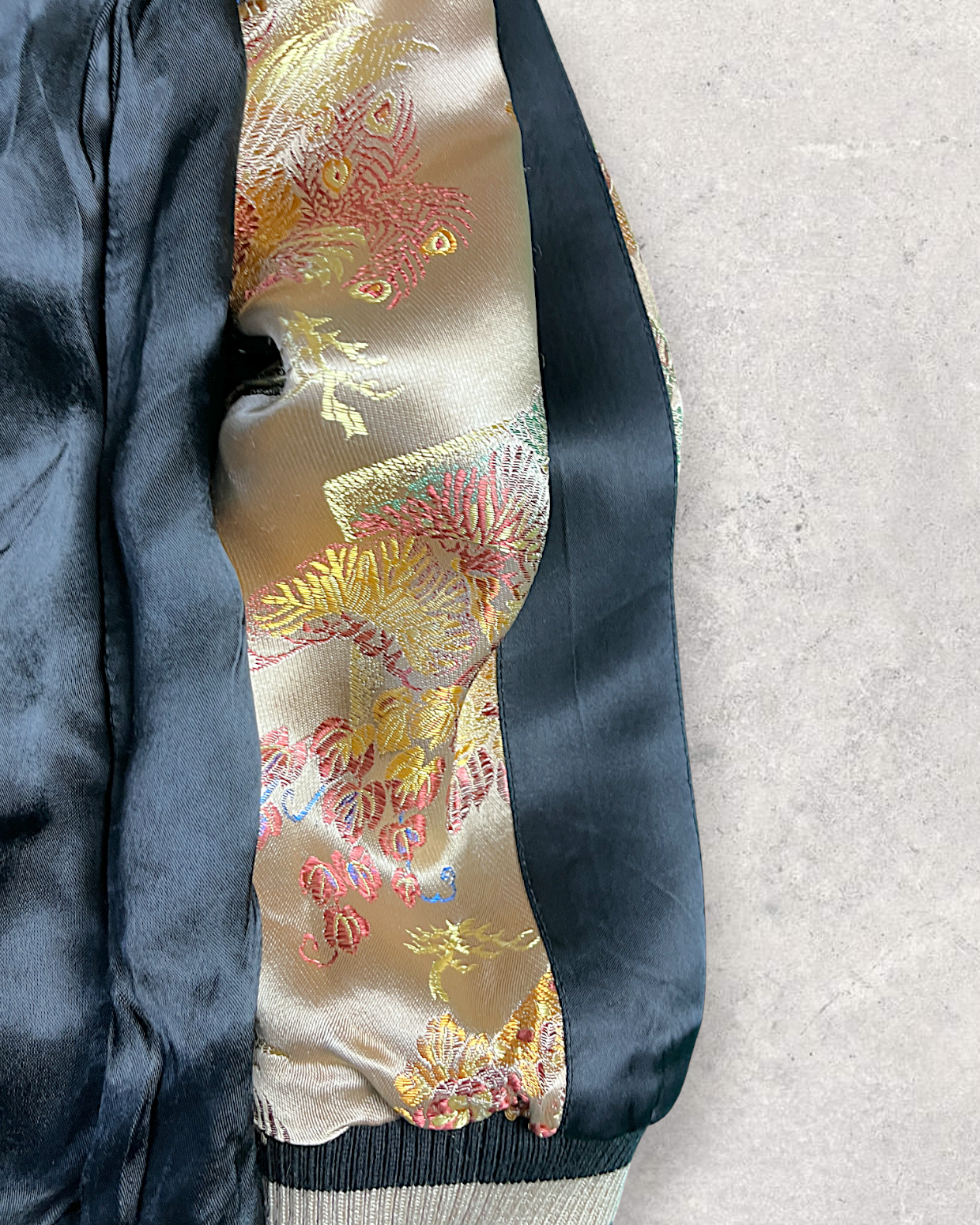 【M】Cloud-Embroidered Dragon × Brocade Pattern Sleeves | One-of-a-Kind Statement Jacket