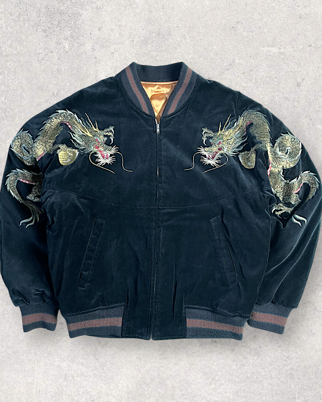 【Free Size】Rare Velour Sukajan Jacket – Twin Dragon Embroidery / Made in Japan / Excellent Condition