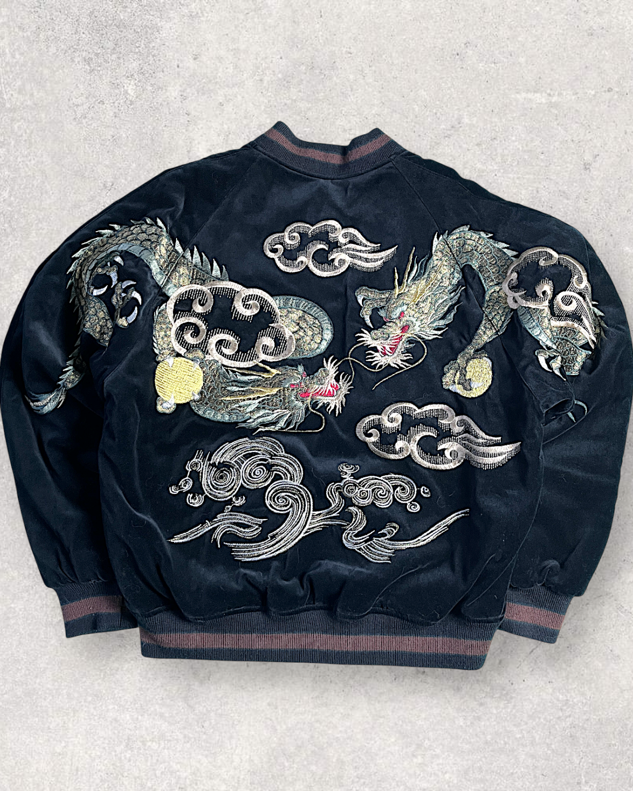 【Free Size】Rare Velour Sukajan Jacket – Twin Dragon Embroidery / Made in Japan / Excellent Condition