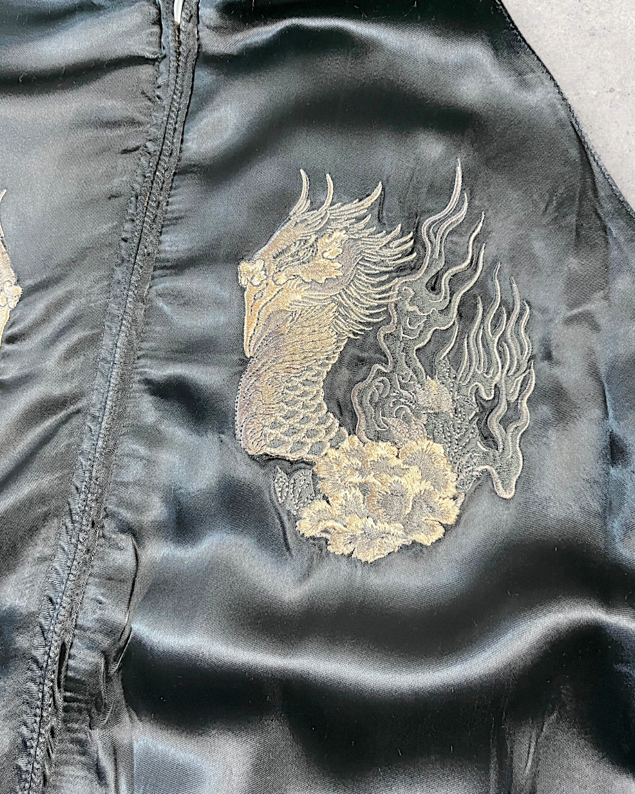 【XXL】Vintage Reversible Sukajan Jacket – Phoenix & Peacock-Inspired Embroidery Souvenir Jacket