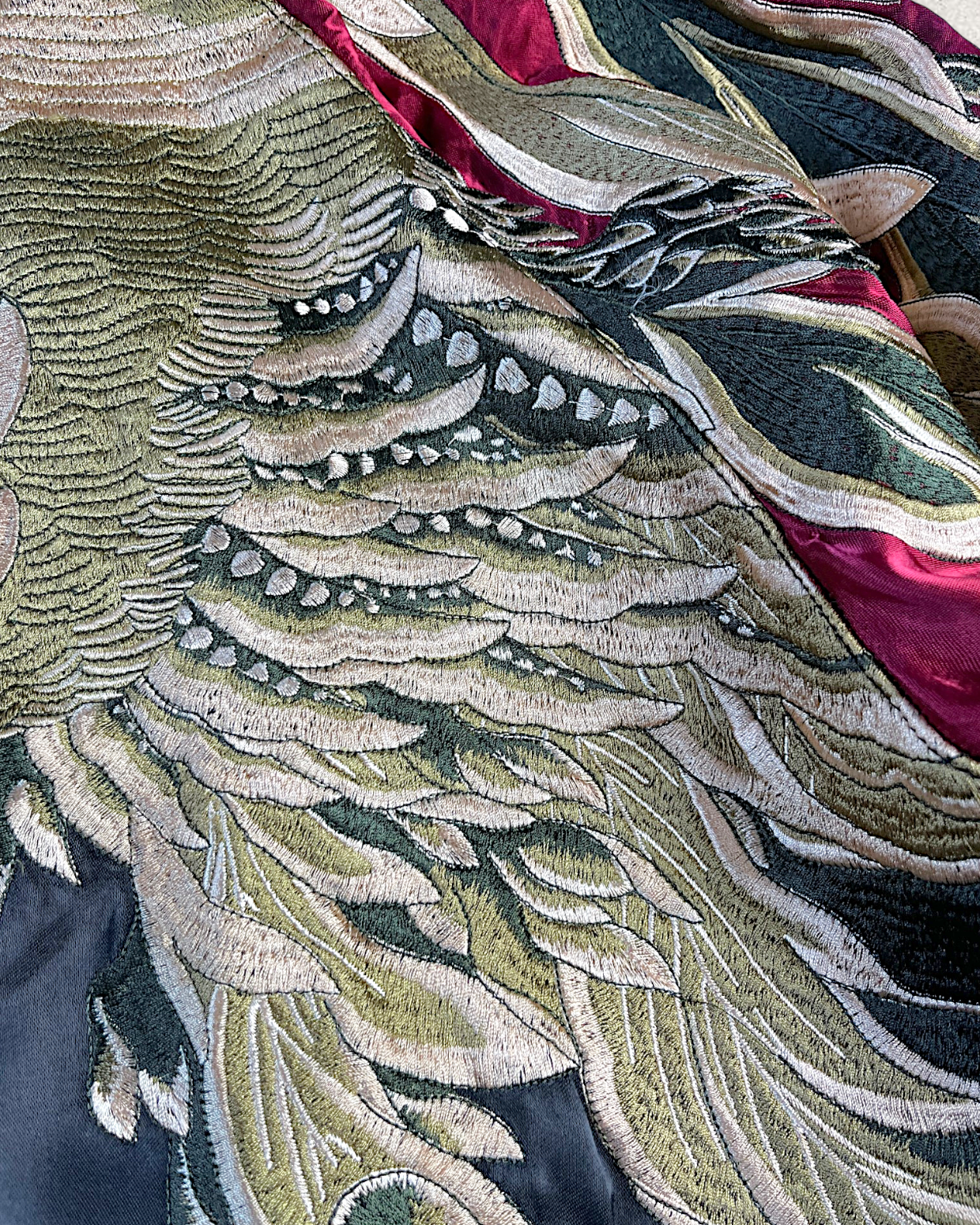 【XXL】Vintage Reversible Sukajan Jacket – Phoenix & Peacock-Inspired Embroidery Souvenir Jacket